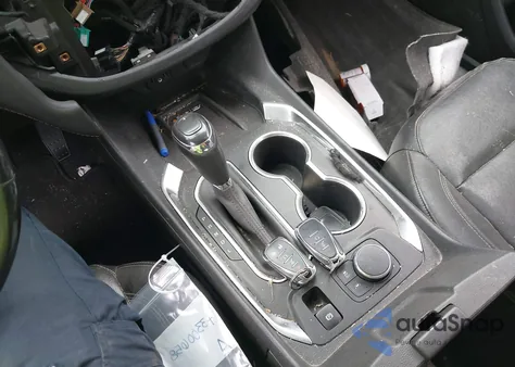 2019 Chevrolet Traverse Premier from USA, damaged, VIN 1GNERKKW8KJ320924